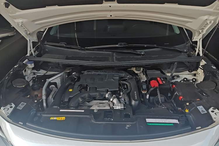 Used Peugeot 4008 2018 350THP Elite Edition Engine Bay