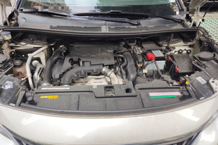 Used Peugeot 4008 2018 350THP Elite Edition Engine Bay
