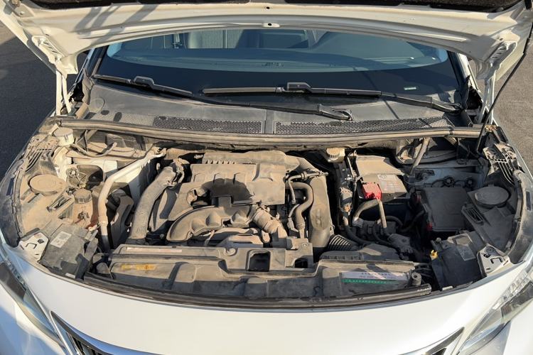 Used Peugeot 4008 2018 350THP Elite Edition Engine Bay