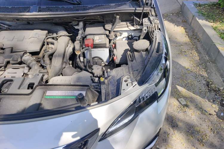 Used Peugeot 4008 2018 350THP Comfort Edition Engine Bay Left