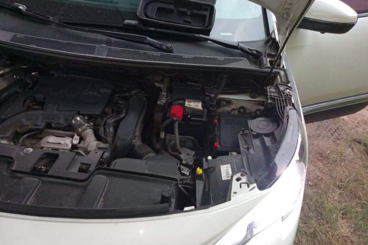 Used Peugeot 4008 2018 350THP Elite Edition Engine Bay Left
