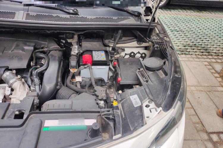 Used Peugeot 4008 2018 350THP Elite Edition Engine Bay Left