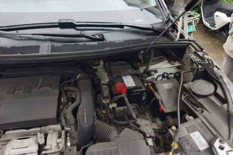 Used Peugeot 4008 2018 380THP Elite Edition Engine Bay Left