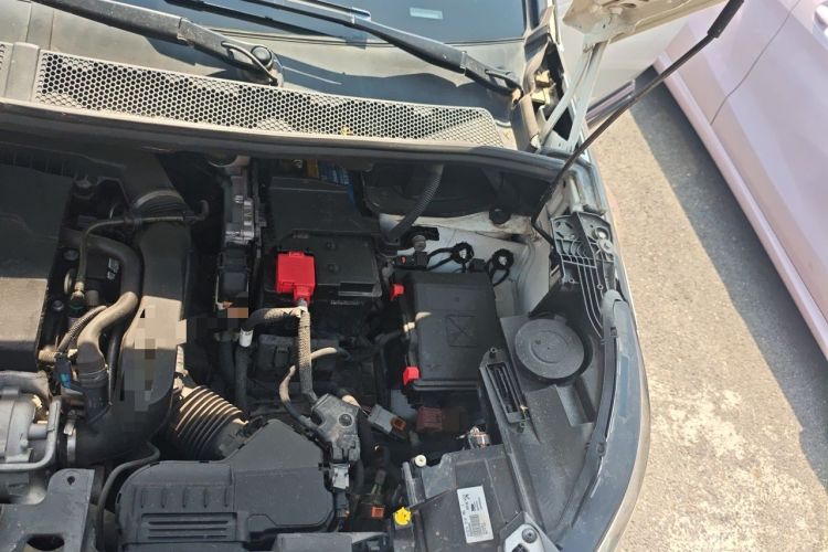 Used Peugeot 4008 2018 380THP Elite Edition Engine Bay Left