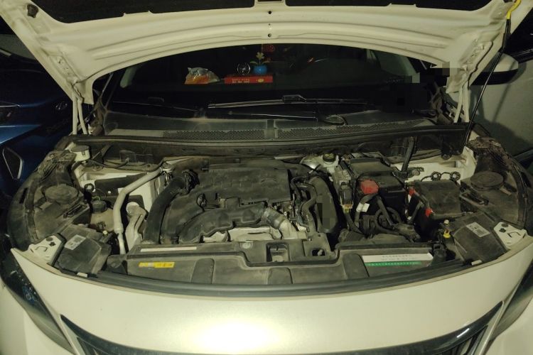Used Peugeot 4008 2018 350THP Elite Edition Engine Bay