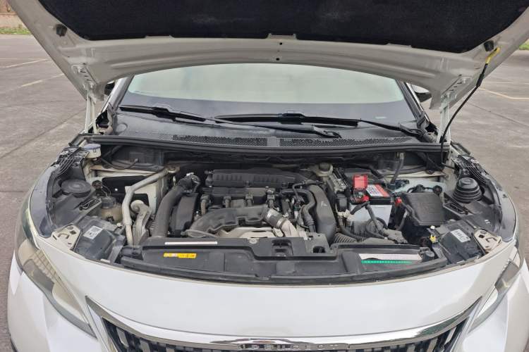 Used Peugeot 4008 2018 350THP Elite Edition Engine Bay