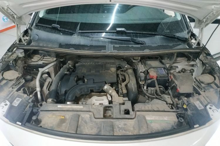 Used Peugeot 4008 2018 350THP Elite Edition Engine Bay