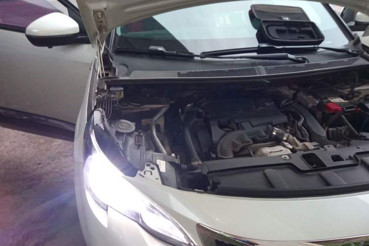 Used Peugeot 4008 2018 350THP Elite Edition Engine Bay Right