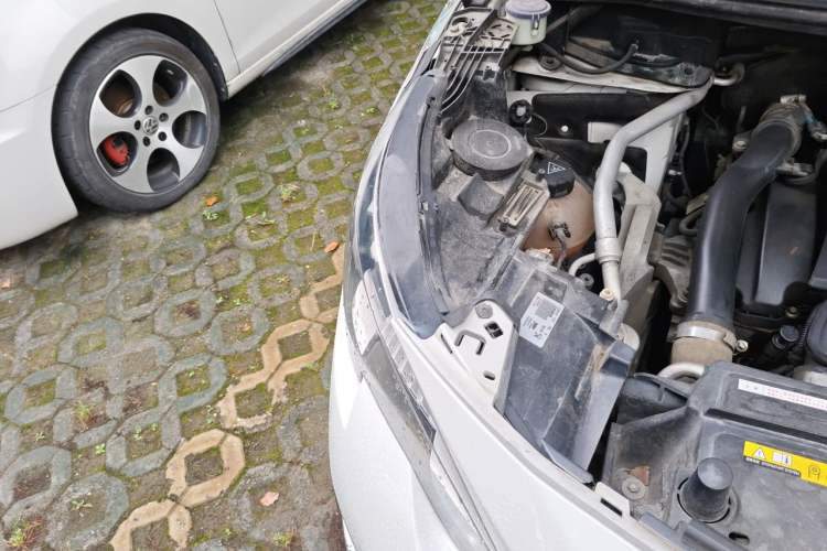 Used Peugeot 4008 2018 350THP Elite Edition Engine Bay Right