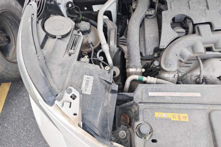 Used Peugeot 4008 2018 350THP Elite Edition Engine Bay Right