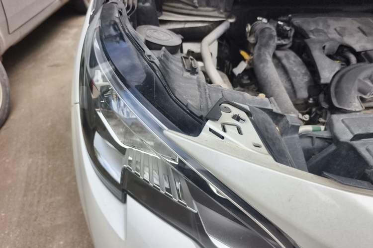Used Peugeot 4008 2018 350THP Elite Edition Engine Bay Right