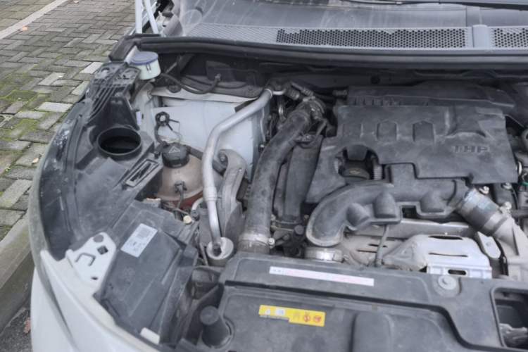 Used Peugeot 4008 2018 350THP Comfort Edition Engine Bay Right