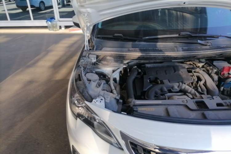 Used Peugeot 4008 2018 350THP Elite Edition Engine Bay Right