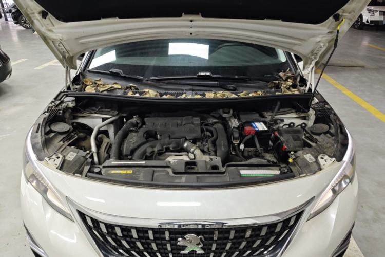 Used Peugeot 4008 2018 350THP Elite Edition Engine Bay