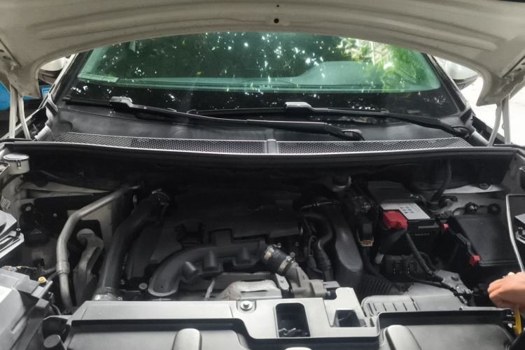 Used Peugeot 4008 2018 350THP Comfort Edition Engine Bay