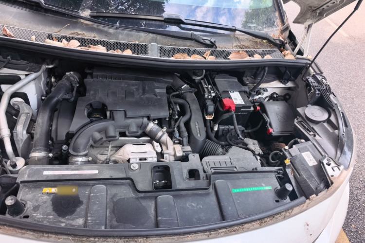 Used Peugeot 4008 2018 350THP Elite Edition Engine Bay