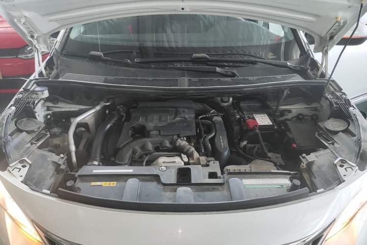 Used Peugeot 4008 2018 350THP Elite Edition Engine Bay