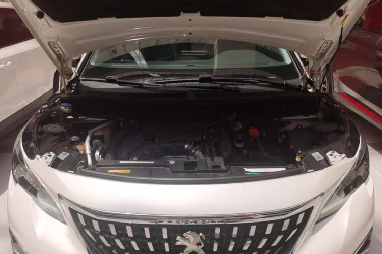 Used Peugeot 4008 2018 350THP Elite Edition Engine Bay
