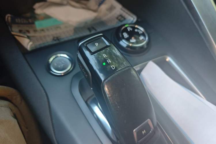 Used Peugeot 4008 2018 350THP Luxury Edition Gear Lever