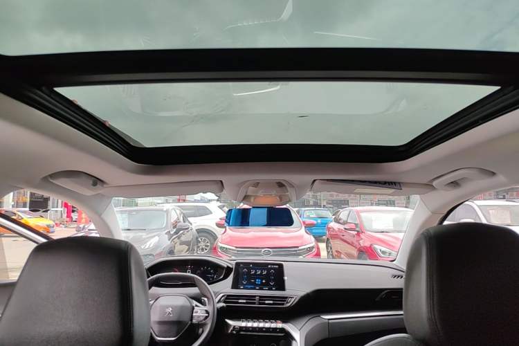 Used Peugeot 4008 2018 350THP Luxury Edition Headliner