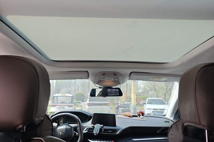 Used Peugeot 4008 2018 350THP Elite Edition Headliner