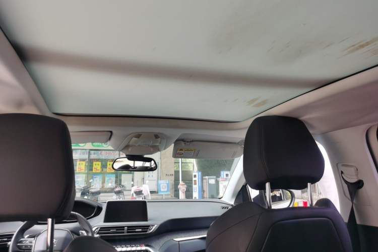 Used Peugeot 4008 2018 350THP Luxury Edition Headliner