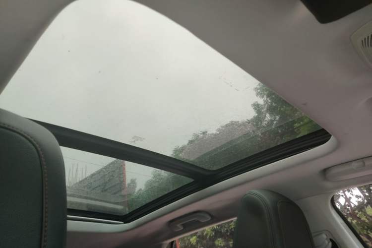 Used Peugeot 4008 2018 350THP Elite Edition Headliner