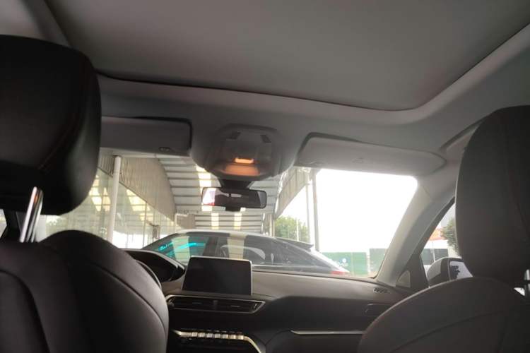 Used Peugeot 4008 2018 350THP Elite Edition Headliner