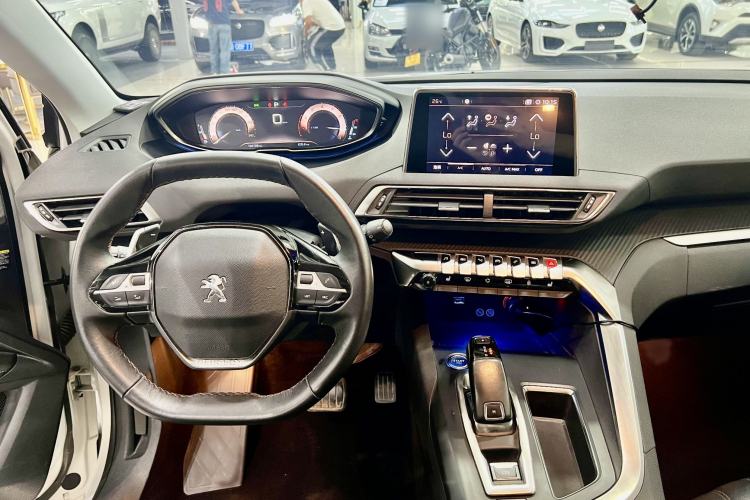 Used Peugeot 4008 2018 350THP Elite Edition Interior 1