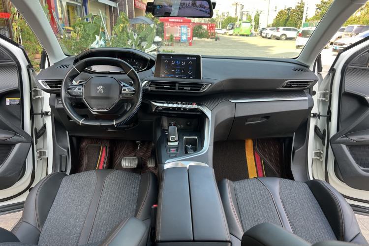Used Peugeot 4008 2018 350THP Elite Edition Interior 1