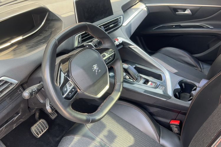 Used Peugeot 4008 2018 350THP Elite Edition Interior 1