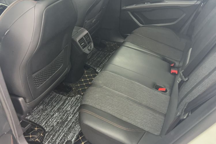 Used Peugeot 4008 2018 350THP Elite Edition Interior 1