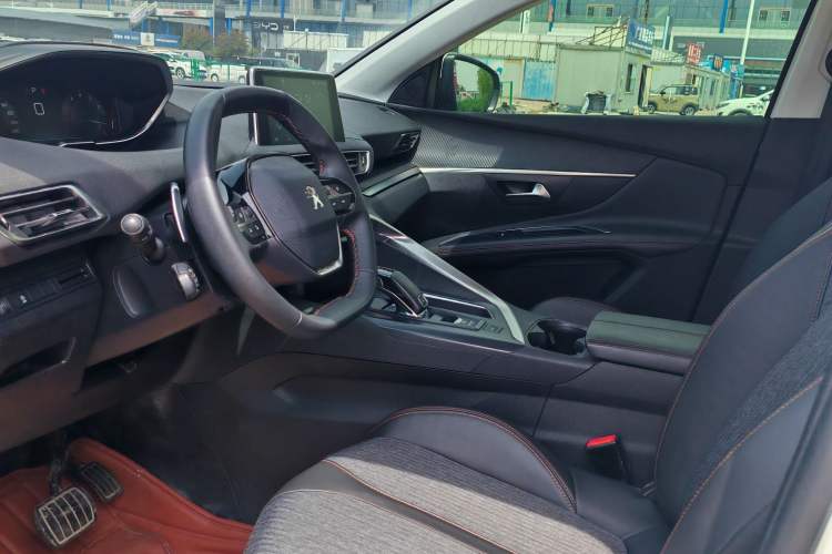 Used Peugeot 4008 2018 350THP Elite Edition Interior 2