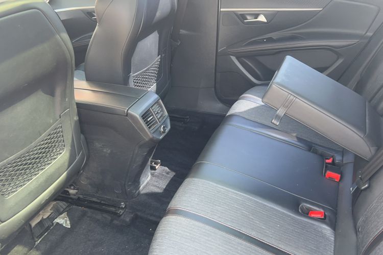Used Peugeot 4008 2018 350THP Elite Edition Interior 2