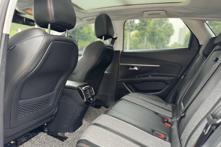 Used Peugeot 4008 2018 350THP Elite Edition Interior 3