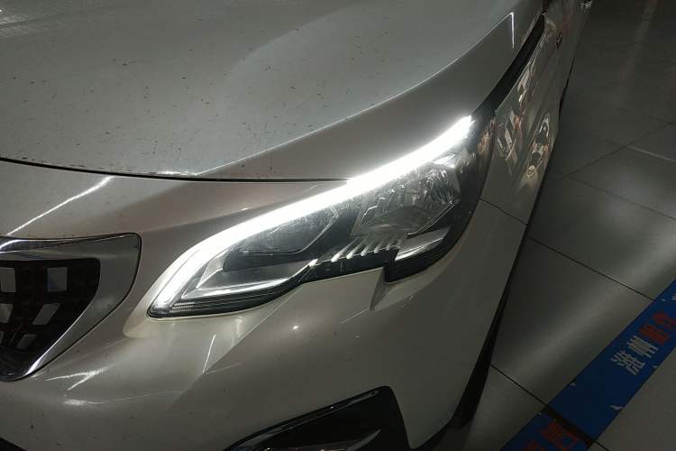 Used Peugeot 4008 2018 350THP Elite Edition Left Front Headlight