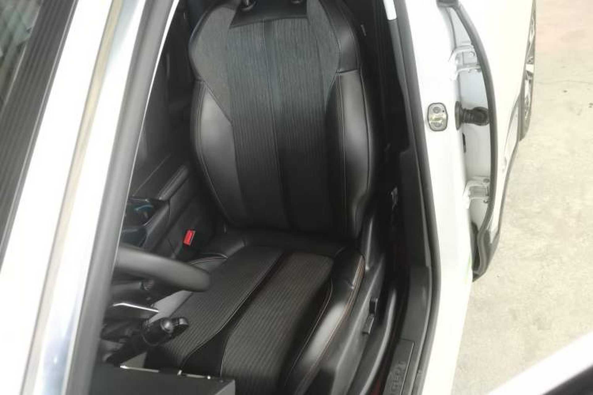 Used Peugeot 4008 2018 350THP Elite Edition Left Front Seat