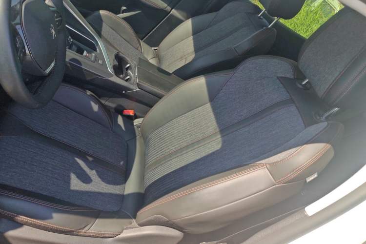 Used Peugeot 4008 2018 350THP Elite Edition Left Front Seat