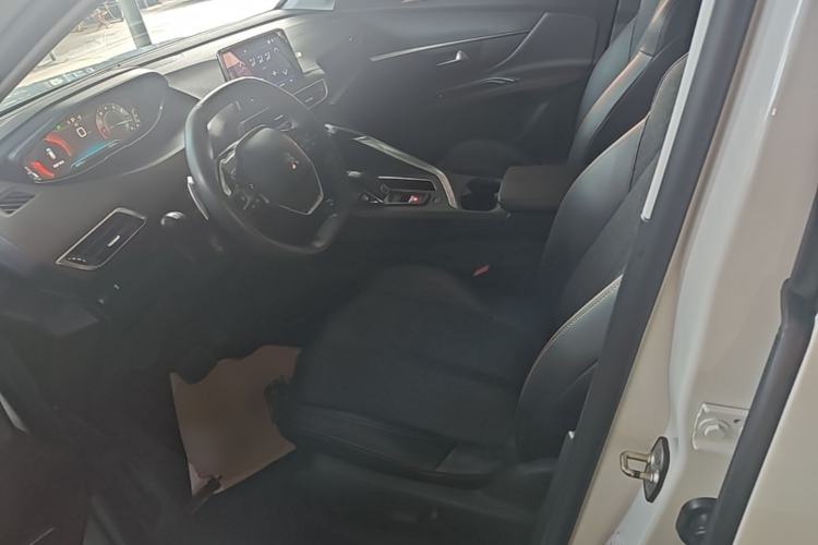 Used Peugeot 4008 2018 350THP Elite Edition Left Front Seat