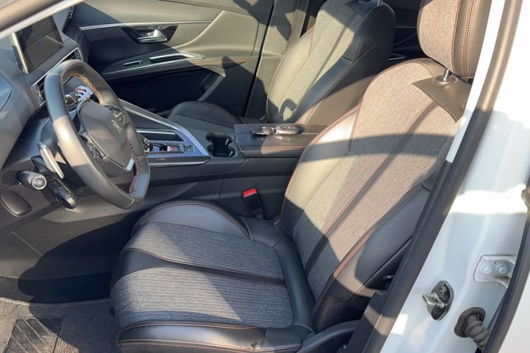 Used Peugeot 4008 2018 350THP Elite Edition Left Front Seat