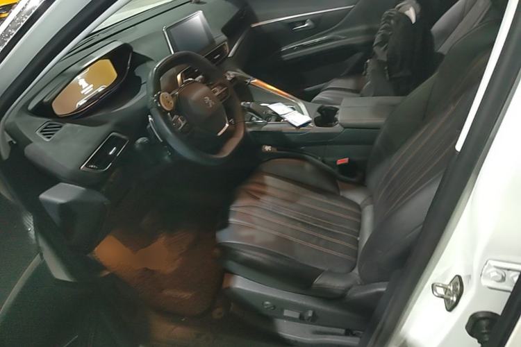 Used Peugeot 4008 2018 350THP Elite Edition Left Front Seat