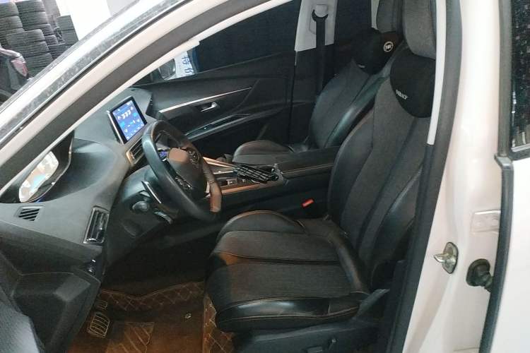 Used Peugeot 4008 2018 350THP Elite Edition Left Front Seat