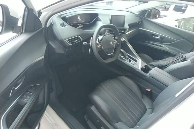 Used Peugeot 4008 2018 350THP Elite Edition Left Front Seat