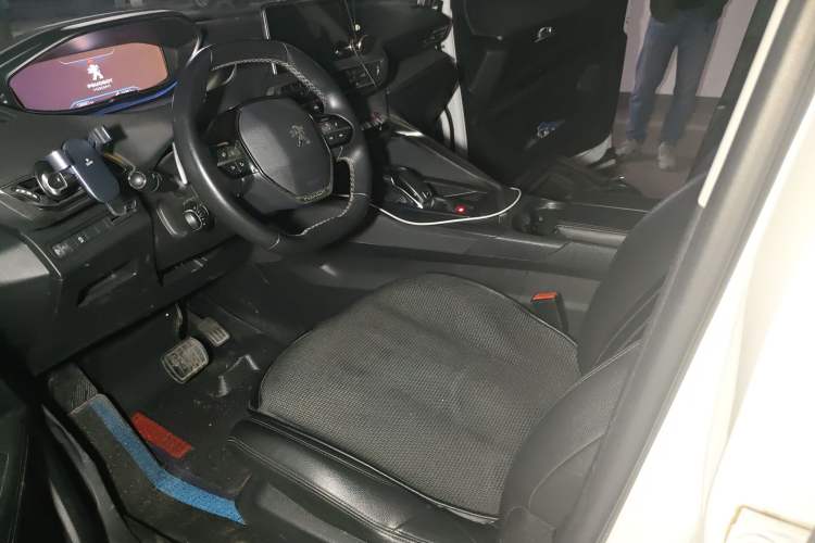 Used Peugeot 4008 2018 350THP Luxury Edition Left Front Seat