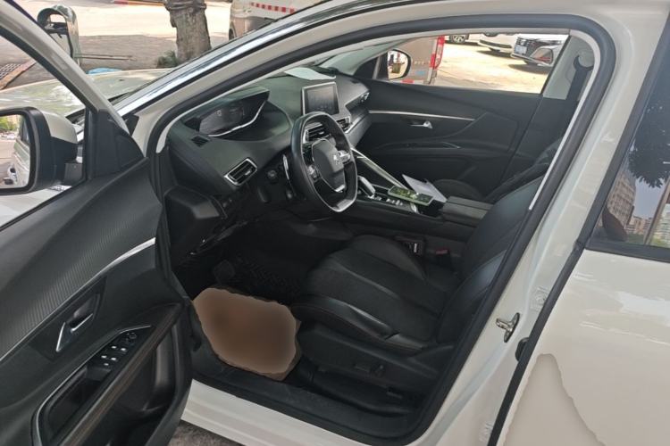 Used Peugeot 4008 2018 350THP Elite Edition Left Front Seat