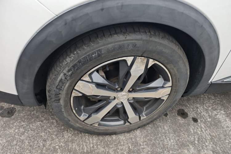 Used Peugeot 4008 2018 350THP Elite Edition Left Front Wheel Hub