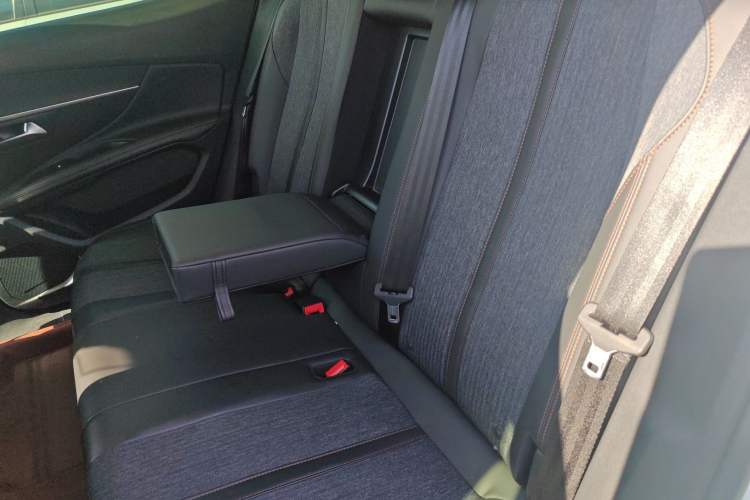 Used Peugeot 4008 2018 350THP Elite Edition Left Rear Seat