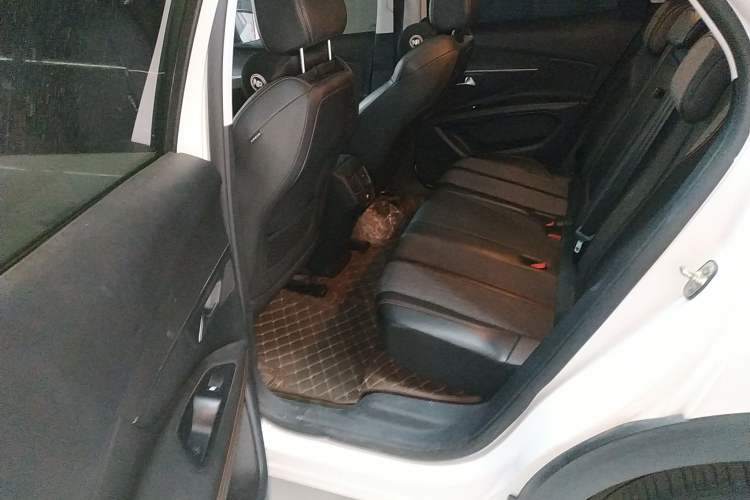 Used Peugeot 4008 2018 350THP Elite Edition Left Rear Seat