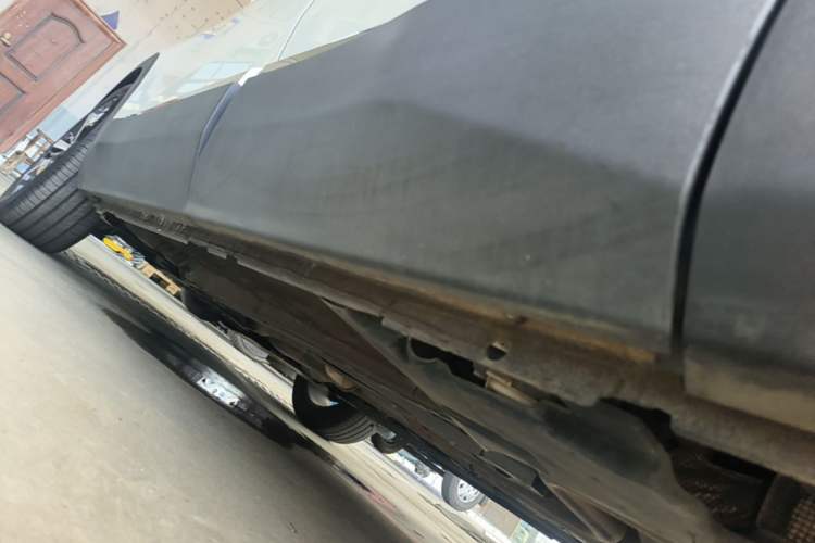 Used Peugeot 4008 2018 350THP Elite Edition Left Side Sill