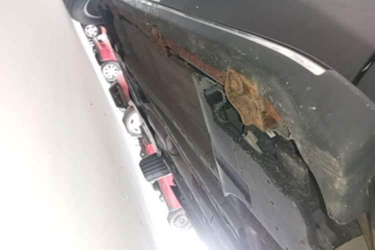 Used Peugeot 4008 2018 350THP Comfort Edition Left Side Sill